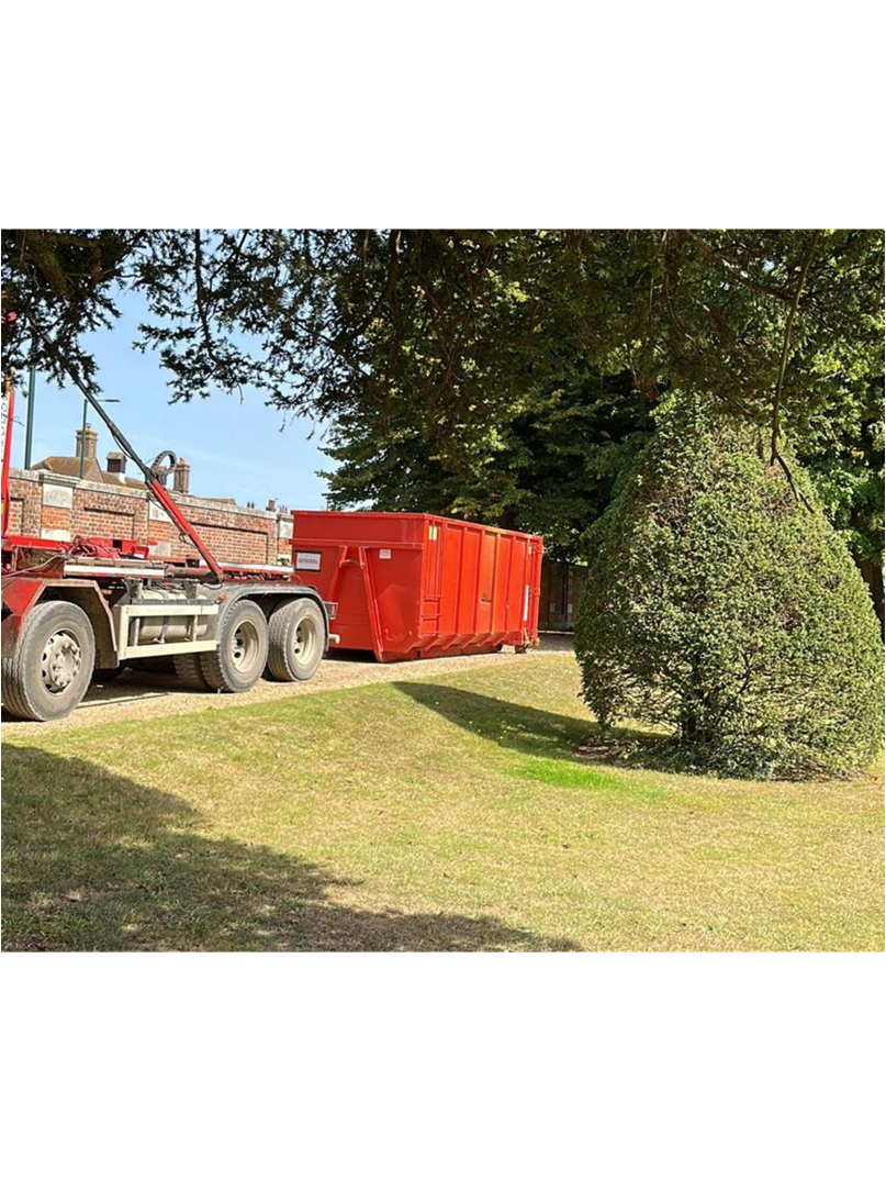 Commercial skip hire